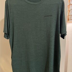 Patagonia Capilene Cool Daily T-Shirt Green Graphic Logo Outdoor